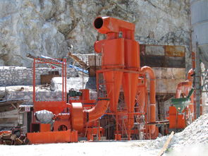 河南紅星礦山機器 高新技術(shù)磨粉生產(chǎn)線設(shè)備引領(lǐng)行業(yè)發(fā)展